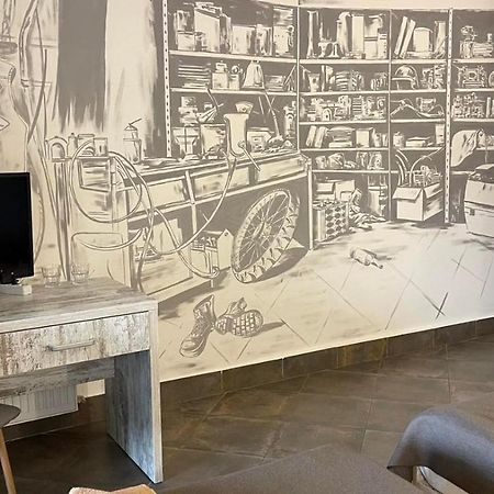 Clubhouse Hotell Ivano-Frankivsk Eksteriør bilde