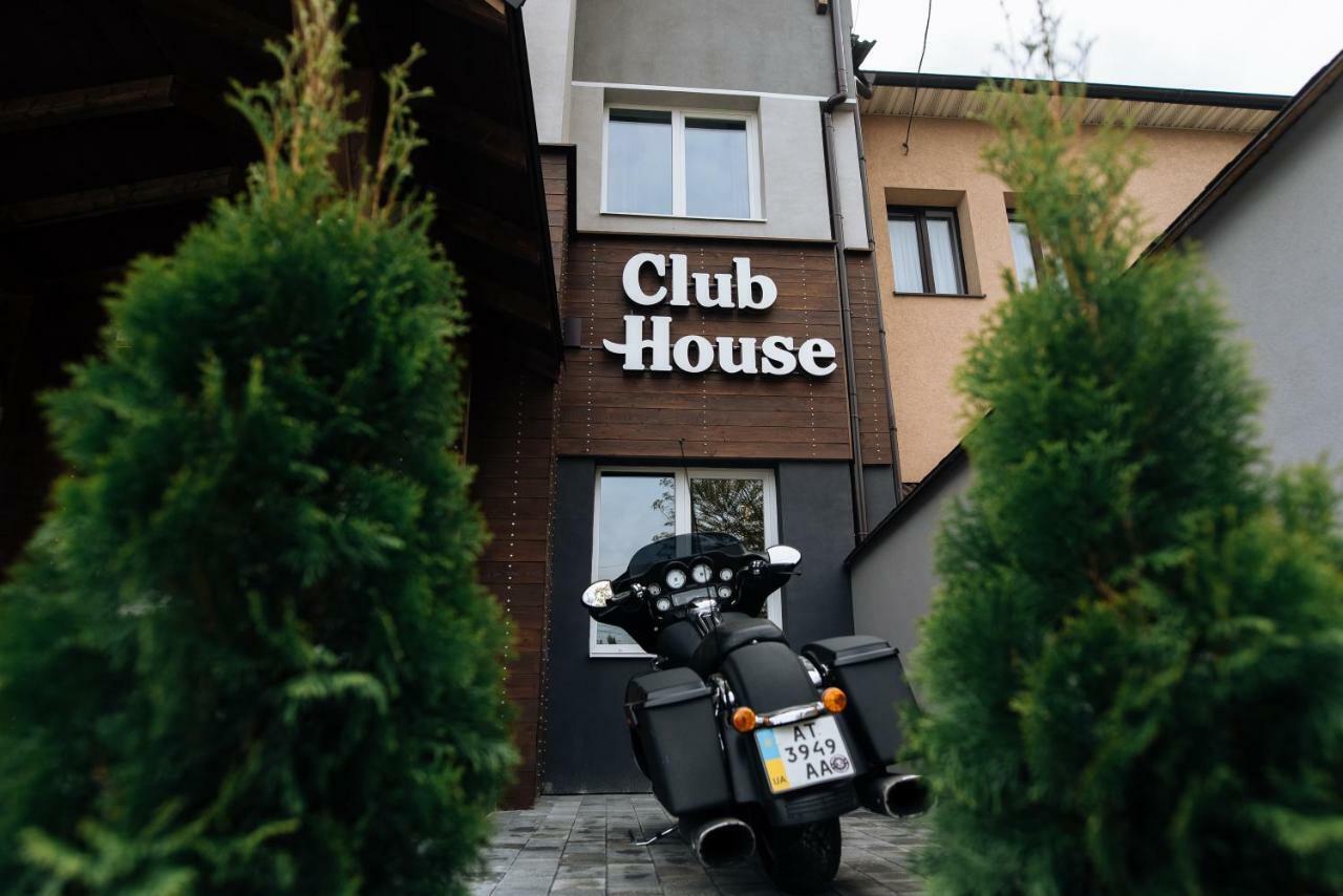 Clubhouse Hotell Ivano-Frankivsk Eksteriør bilde