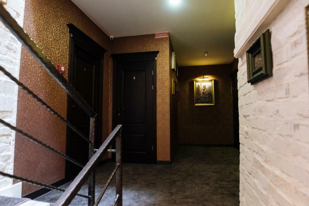 Clubhouse Hotell Ivano-Frankivsk Eksteriør bilde