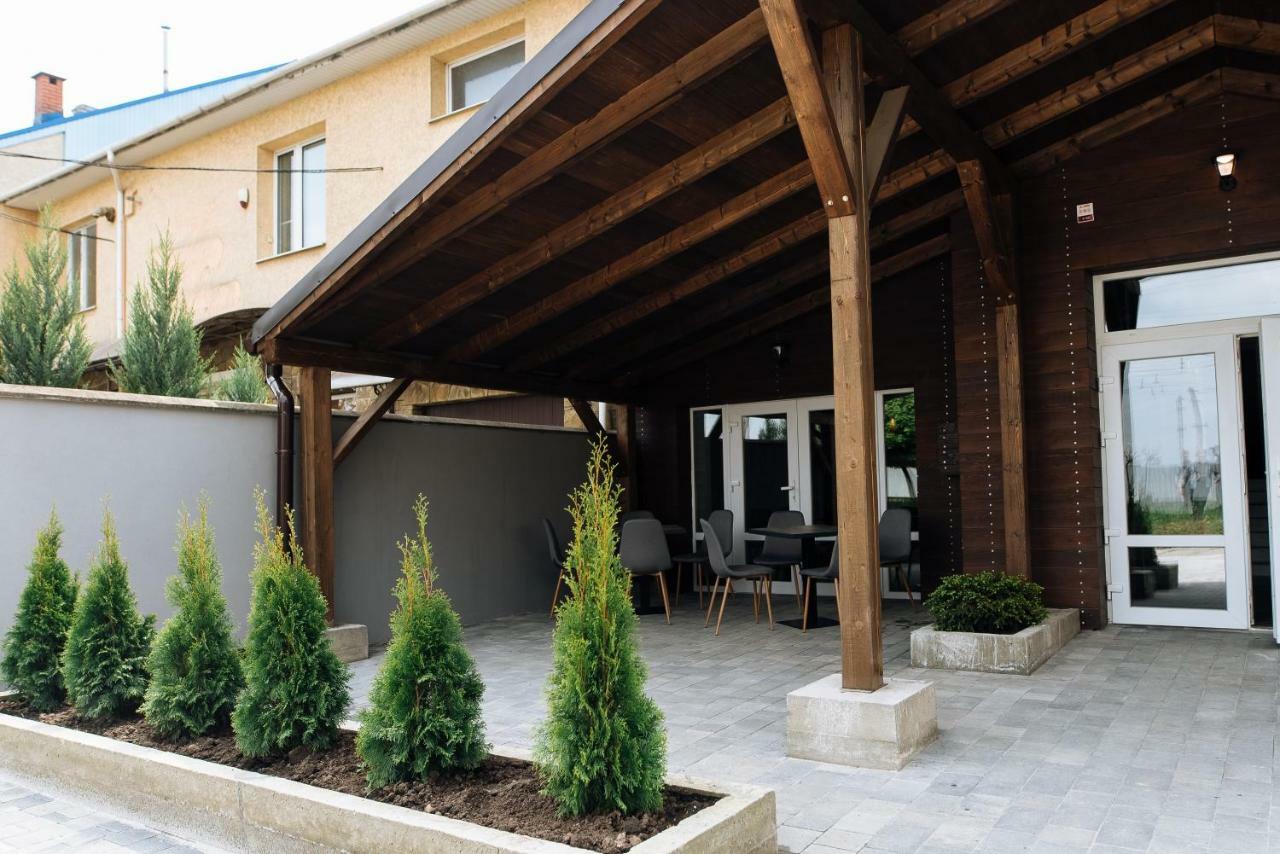 Clubhouse Hotell Ivano-Frankivsk Eksteriør bilde